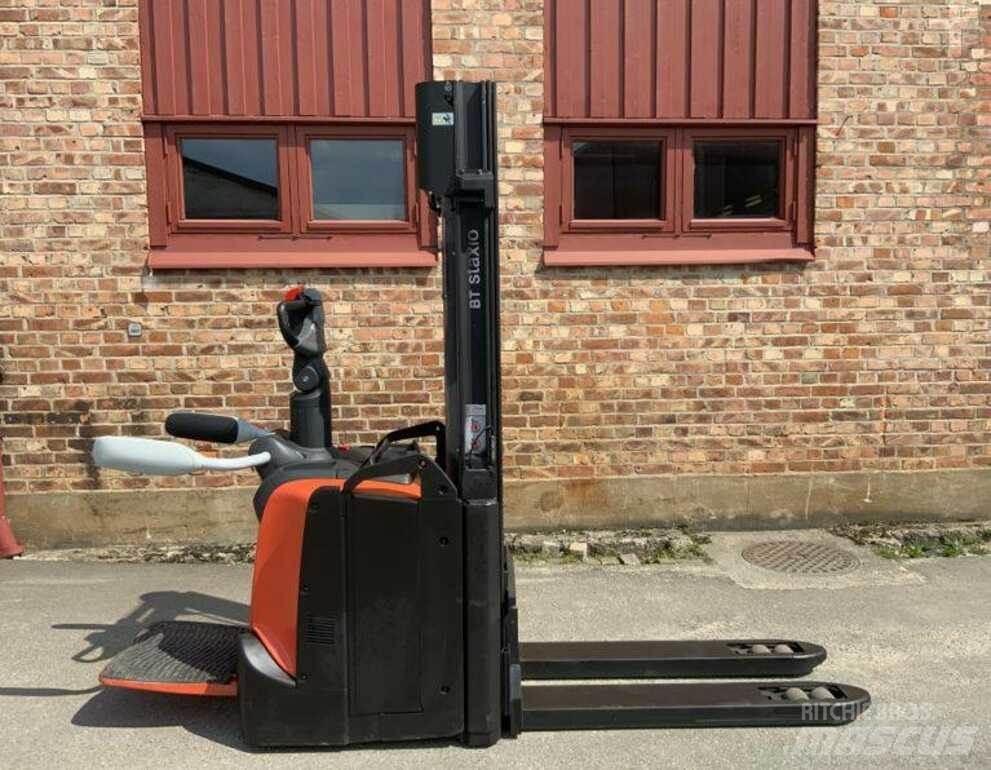 BT SPE 120 L Transpallet uomo a terra
