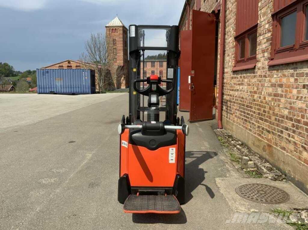 BT SPE 120 L Carelli stoccatori  automatici-usati