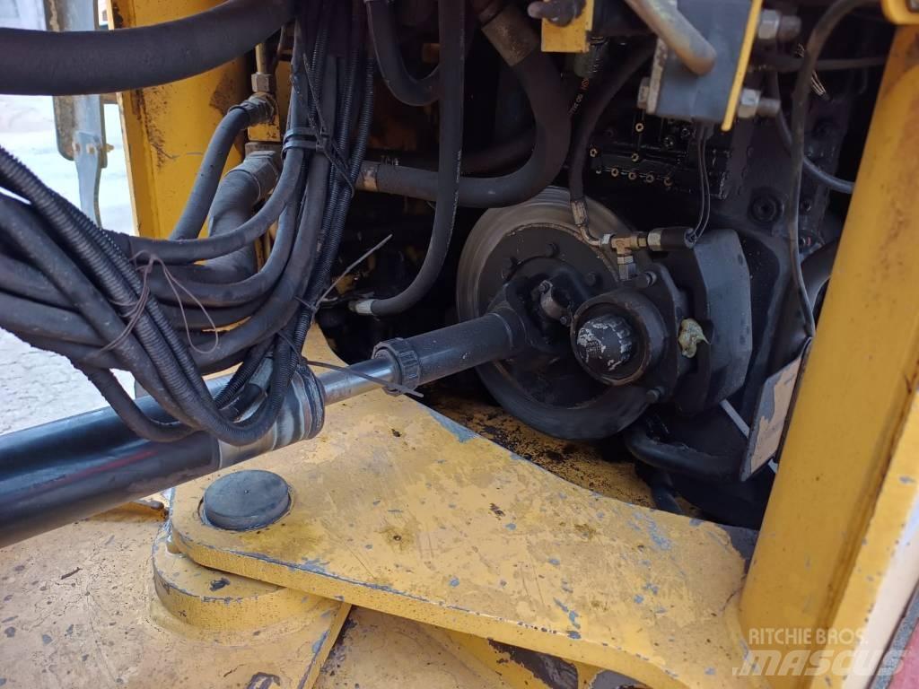 New Holland W 170 Pale gommate