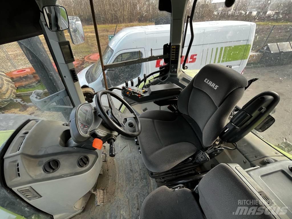 CLAAS Arion 650 Trattori