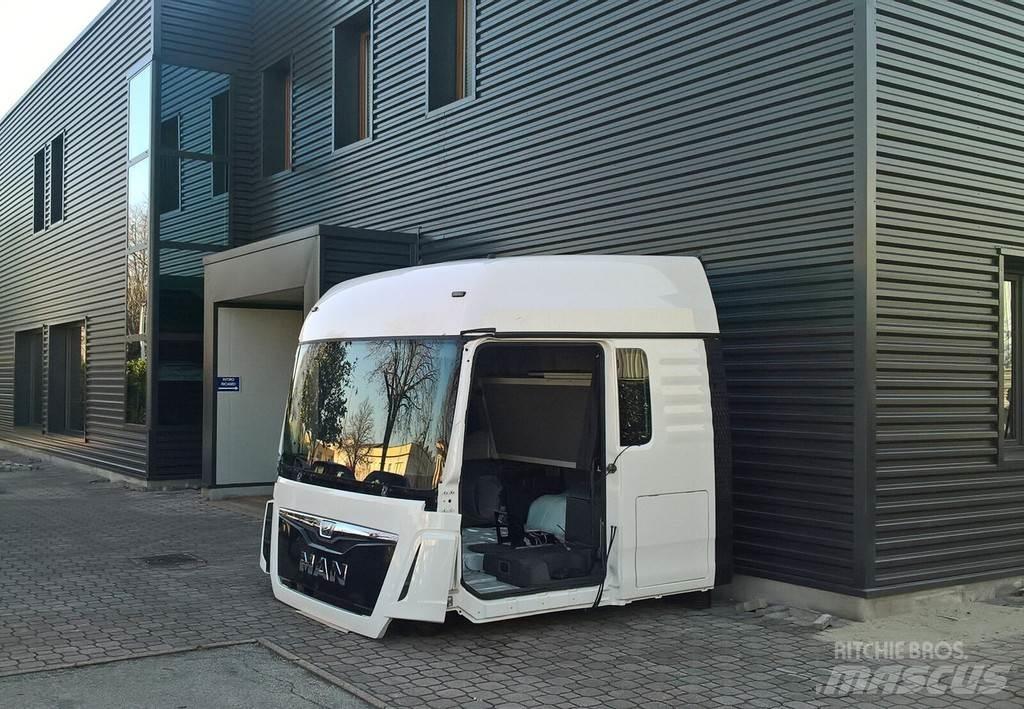 MAN TGX XLX EURO 6 Cabine e interni