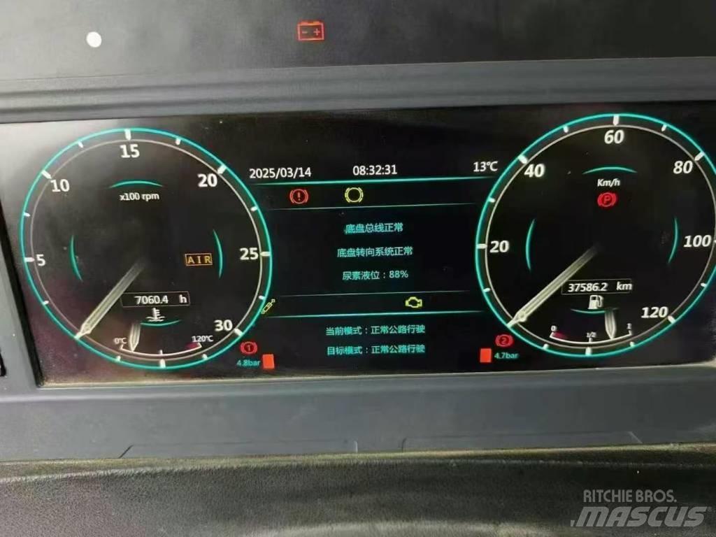 XCMG XCA130L7 Gru per tutti i terreni