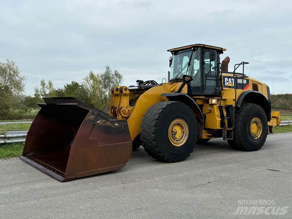 CAT 980M Pale gommate
