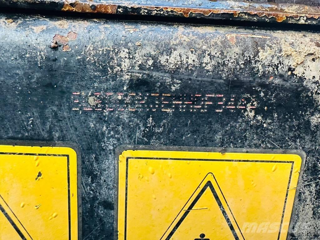 JCB 3 T ST Mini dumper