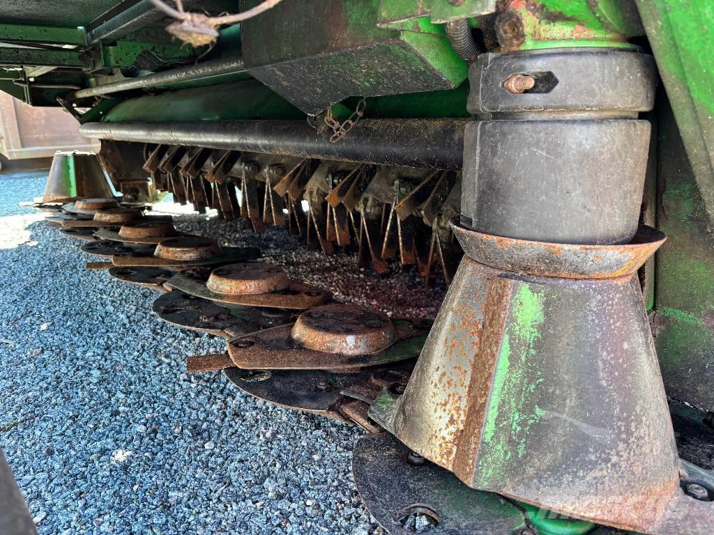 John Deere 131 Falciacondizionatrici