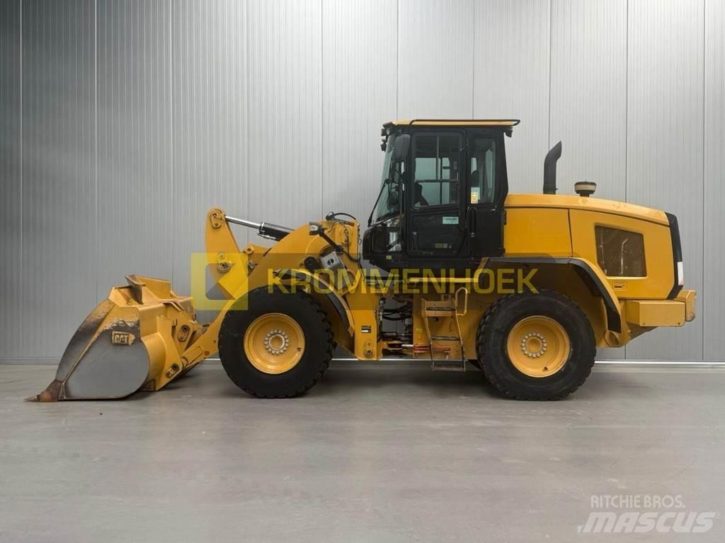 CAT 924 K Pale gommate