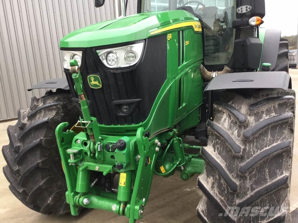 John Deere 6R250 Trattori