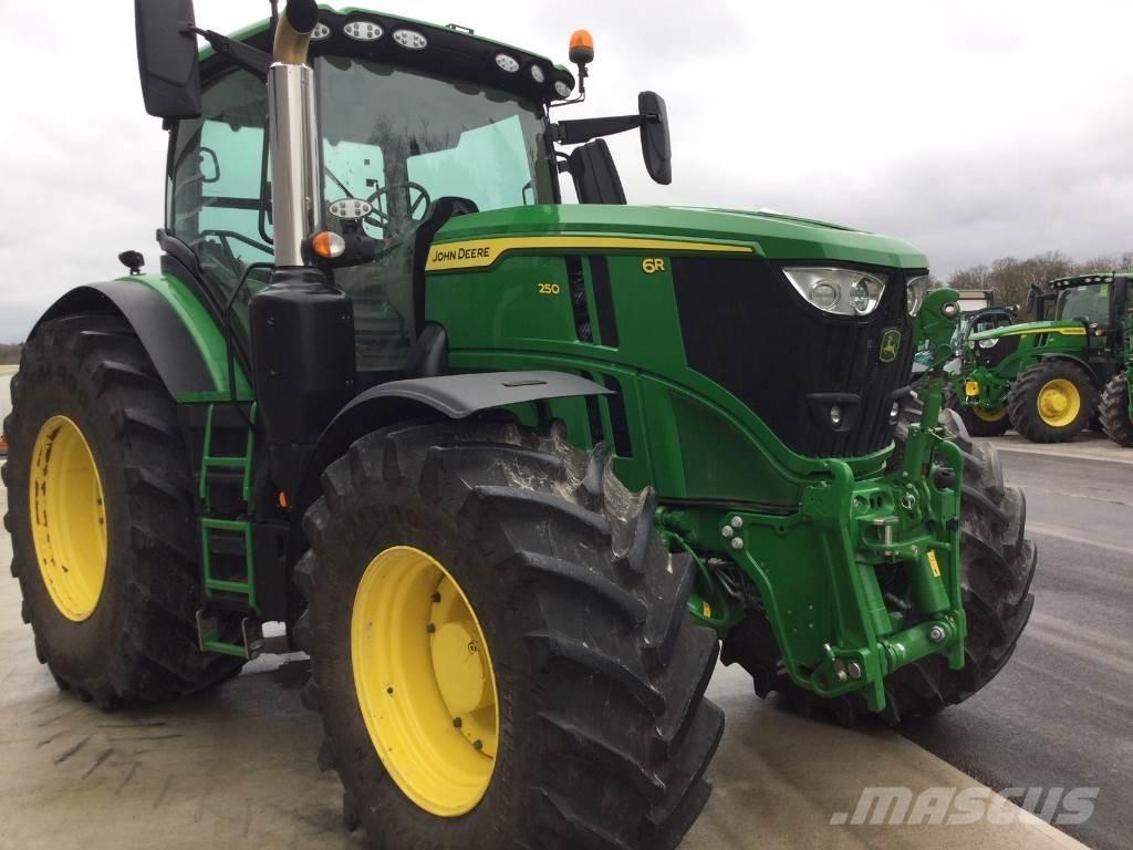 John Deere 6R250 Trattori