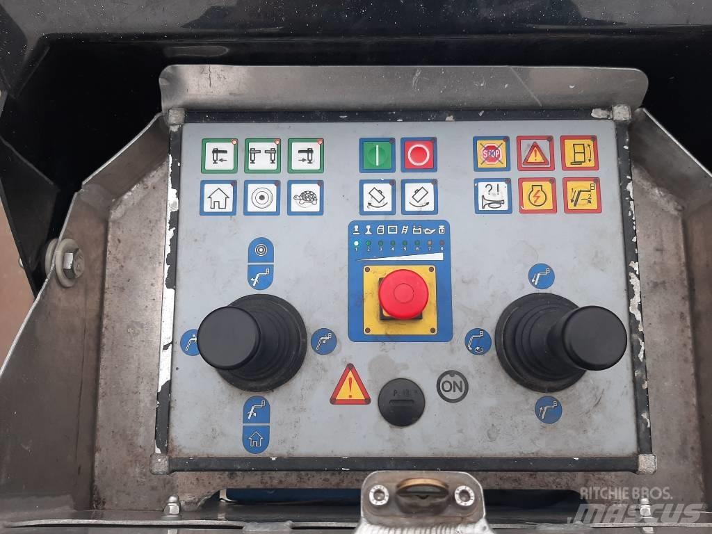 Palfinger P 260 B Piattaforme autocarrate