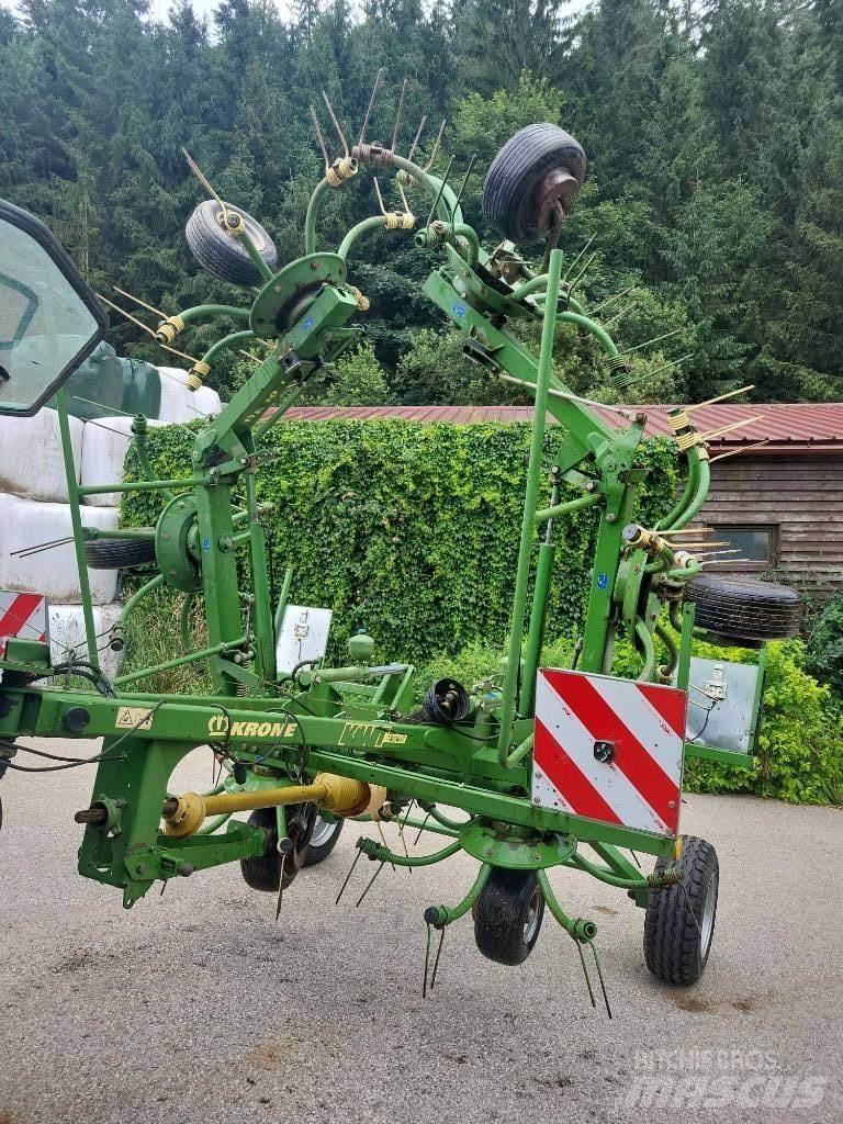 Krone KWT 7.82 Ranghinatori
