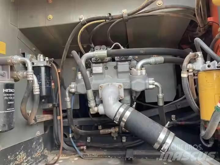 Hitachi ZX 250 Escavatori cingolati