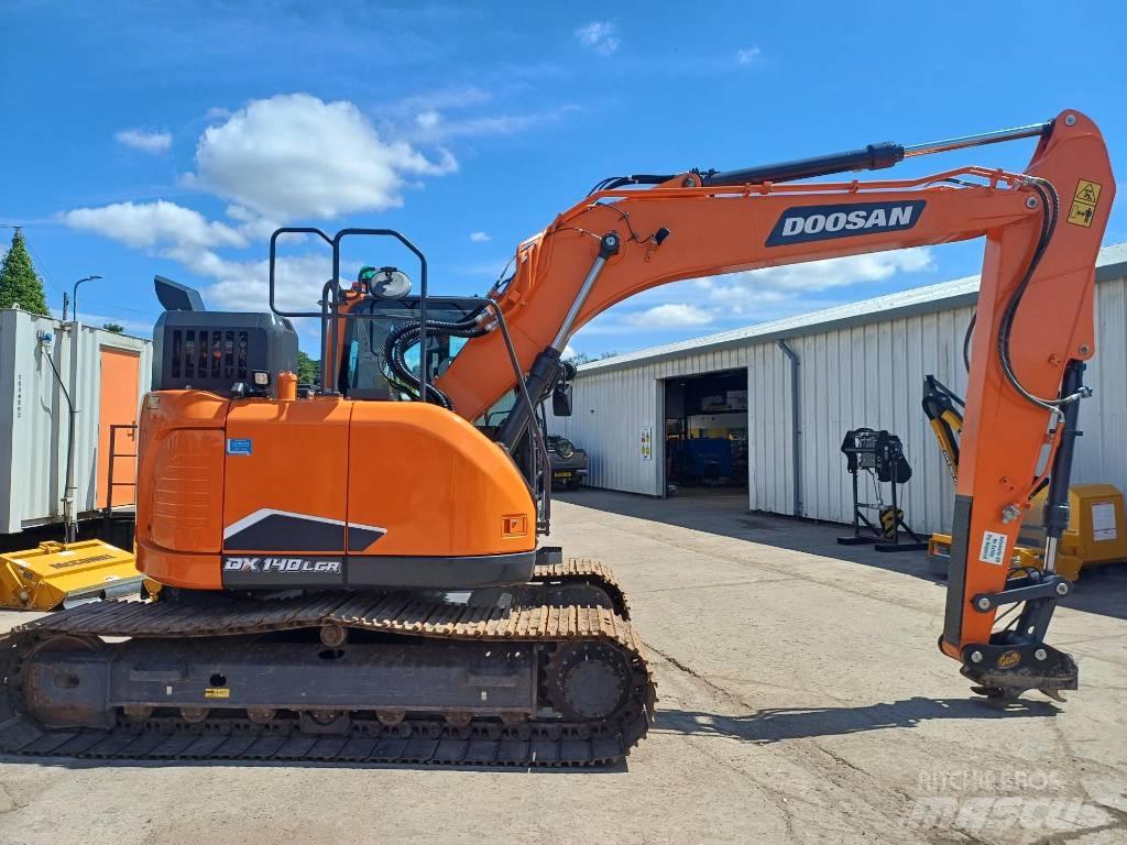 Doosan DX140LC-7K Escavatori cingolati