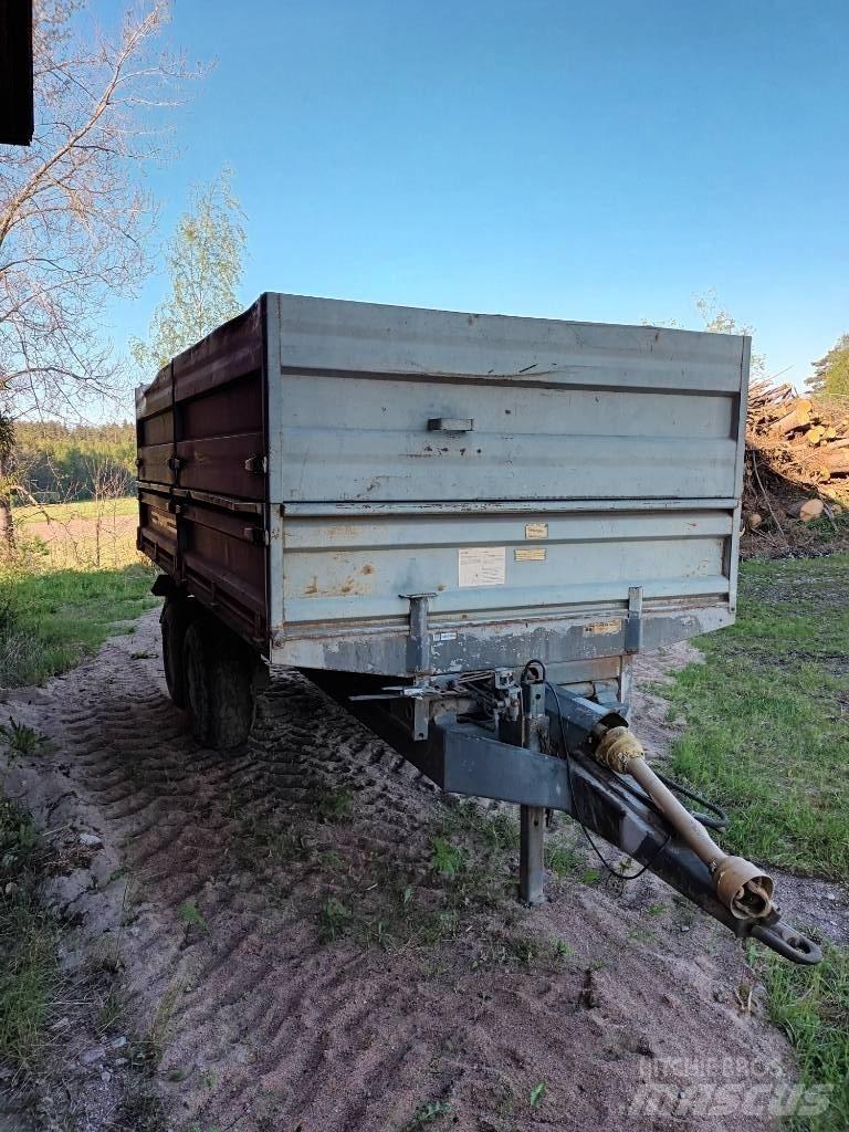 Tuhti Täyttövaunu Carri per la granella