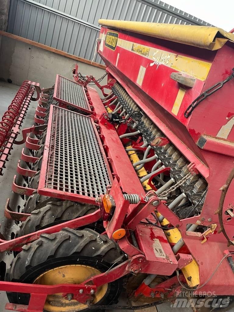 Väderstad Rapid400C Seminatrici combinate