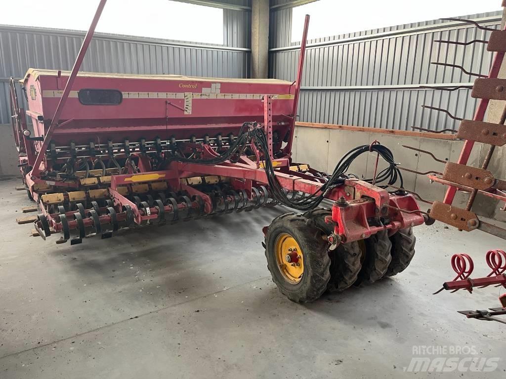 Väderstad Rapid400C Seminatrici combinate