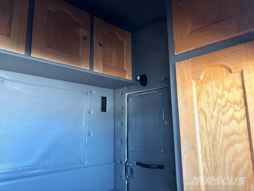 Mack Titan TD 713 Motrici e Trattori Stradali