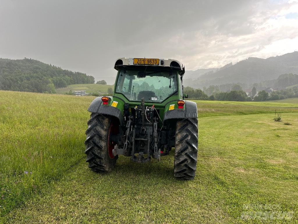 Fendt 211 Vario Trattori