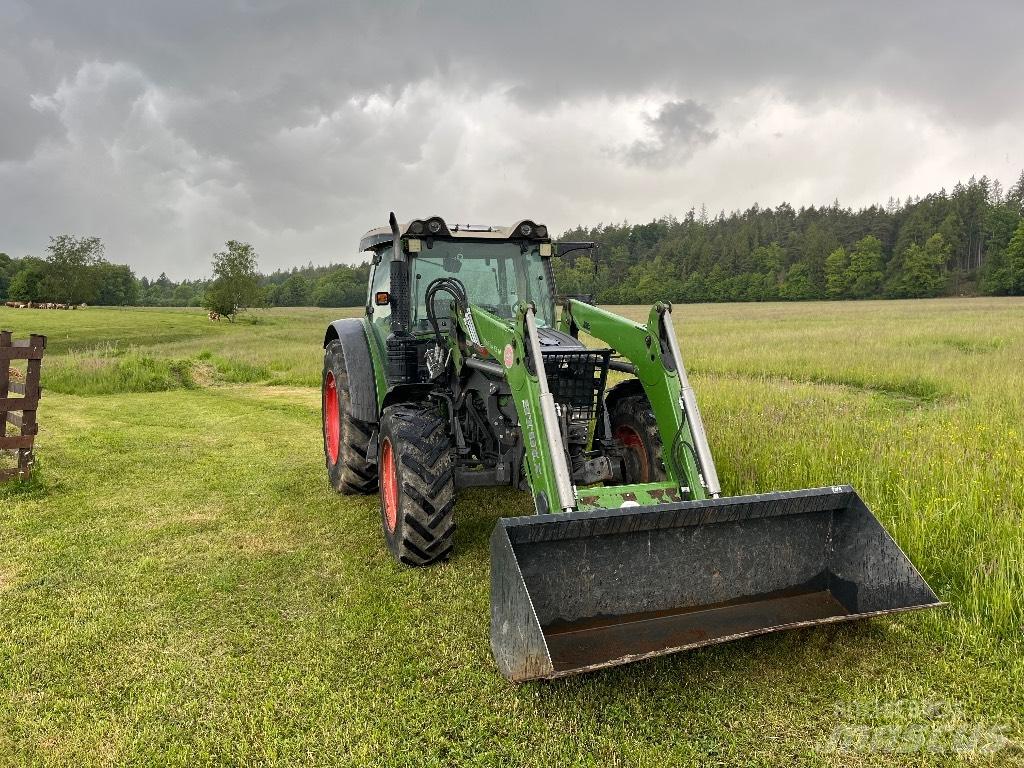 Fendt 211 Vario Trattori