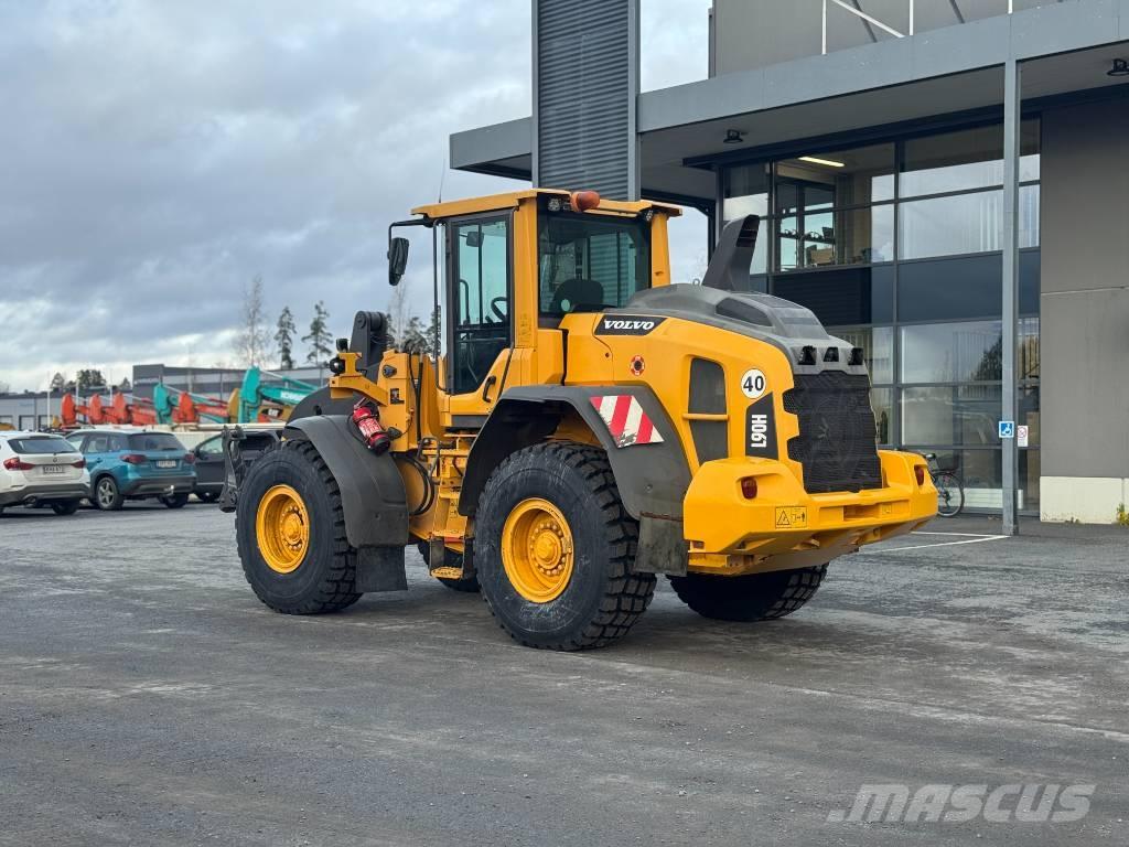 Volvo L 90 H Pale gommate