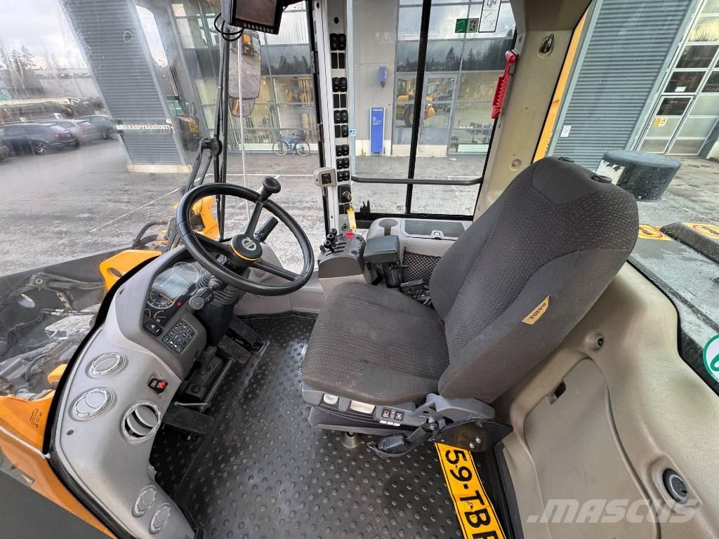 Volvo L 90 H Pale gommate