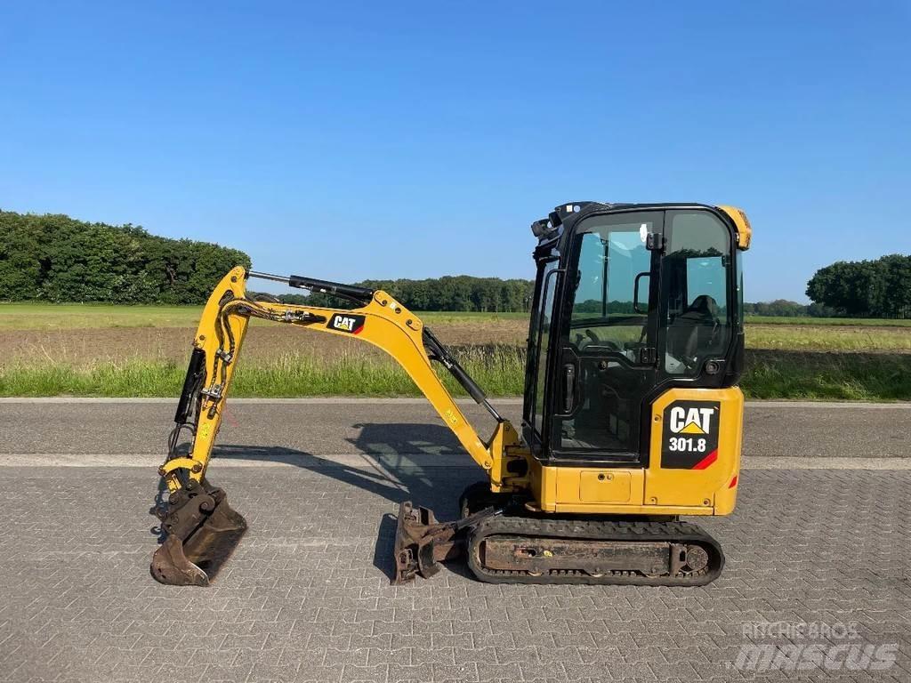 CAT 301.8 Miniescavatori