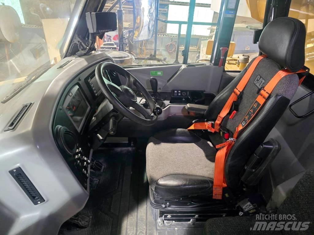 CAT 772G Dumpers articolati