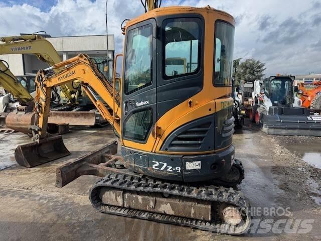 Hyundai Robex 27 Z-9 Miniescavatori