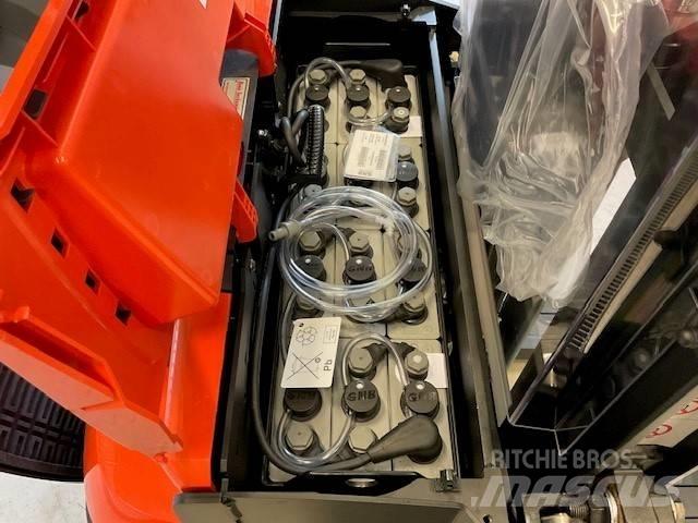 Toyota SWE 120 L Transpallet uomo a terra