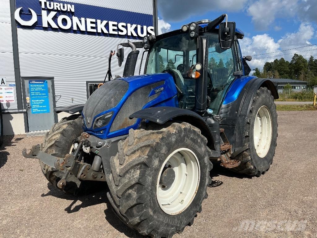 Valtra N174 Trattori