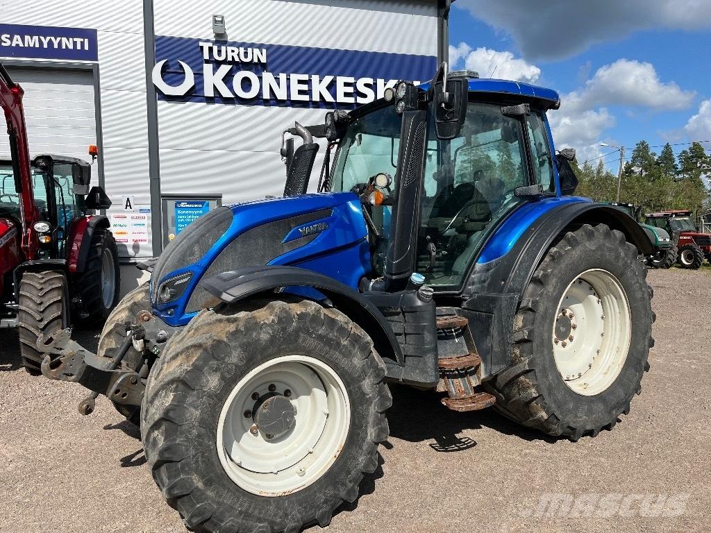 Valtra N174 Trattori