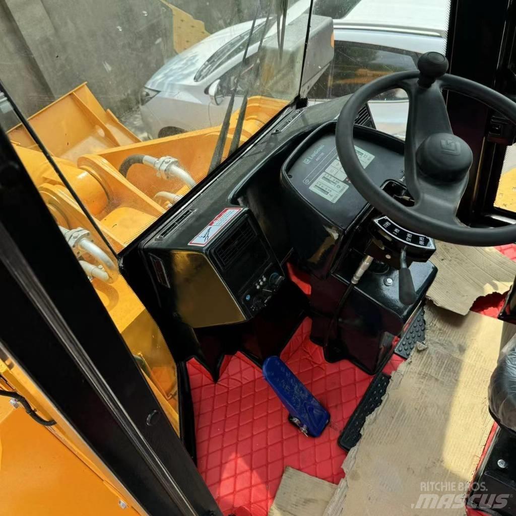 LiuGong CLG 856 Pale gommate