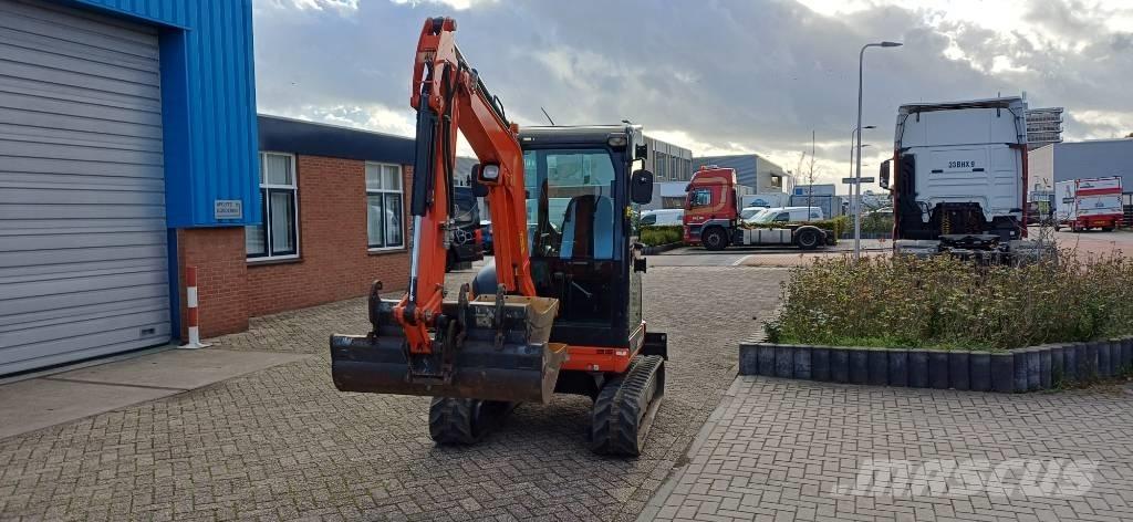 Kubota U 27-4 Miniescavatori