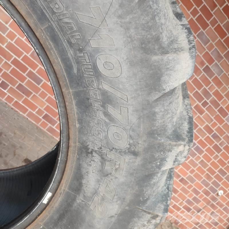 Michelin 710/70R42 Pneumatici, ruote e cerchioni