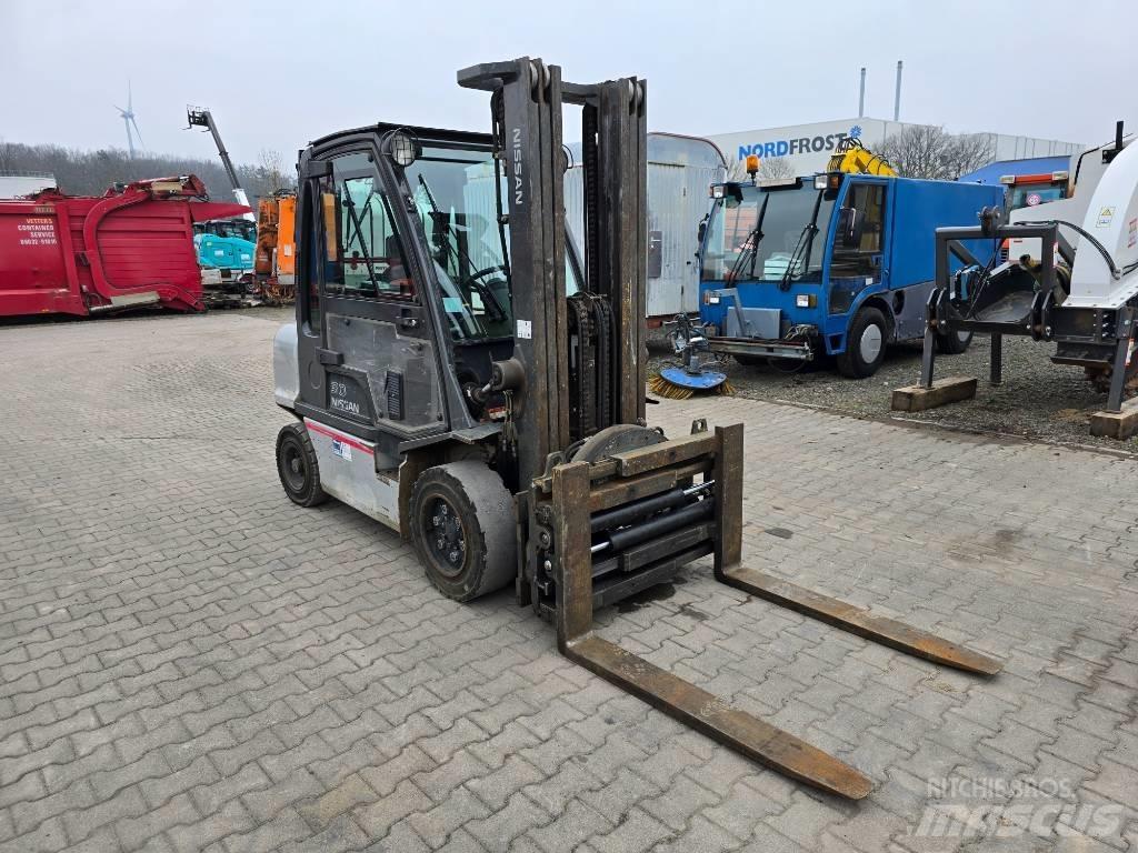 Nissan 30 YG1D2A30Q Carrelli elevatori diesel