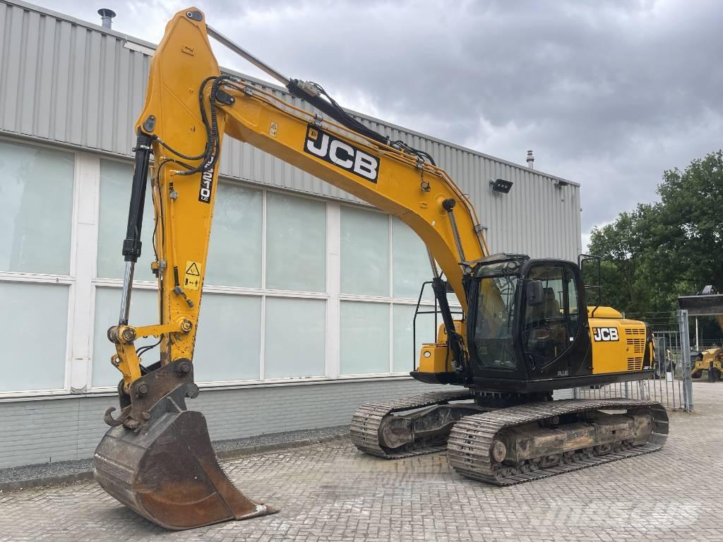 JCB JS 210 LC    2017 Escavatori cingolati