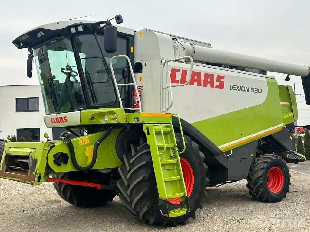 CLAAS Lexion 530 Mietitrebbiatrici