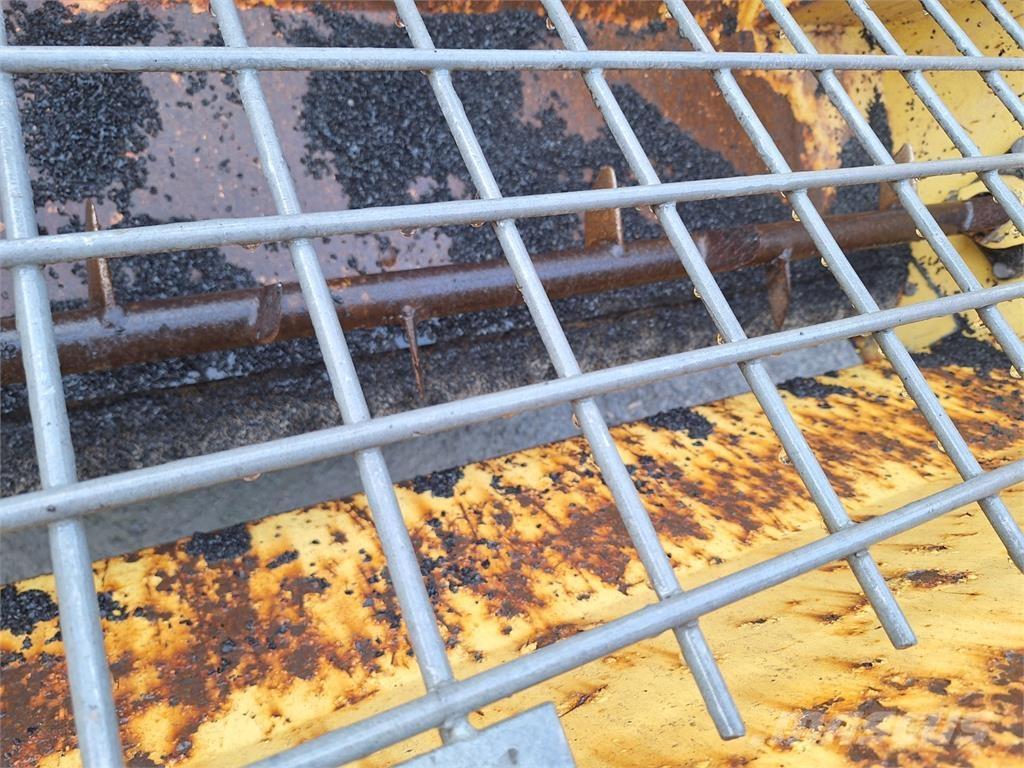 Dynapac CC232 Costruzioni - Altro