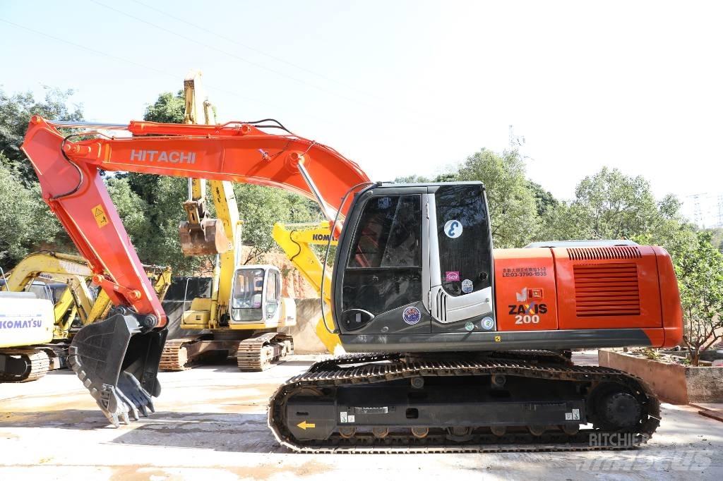 Hitachi ZX 200 LC-6 Escavatori cingolati