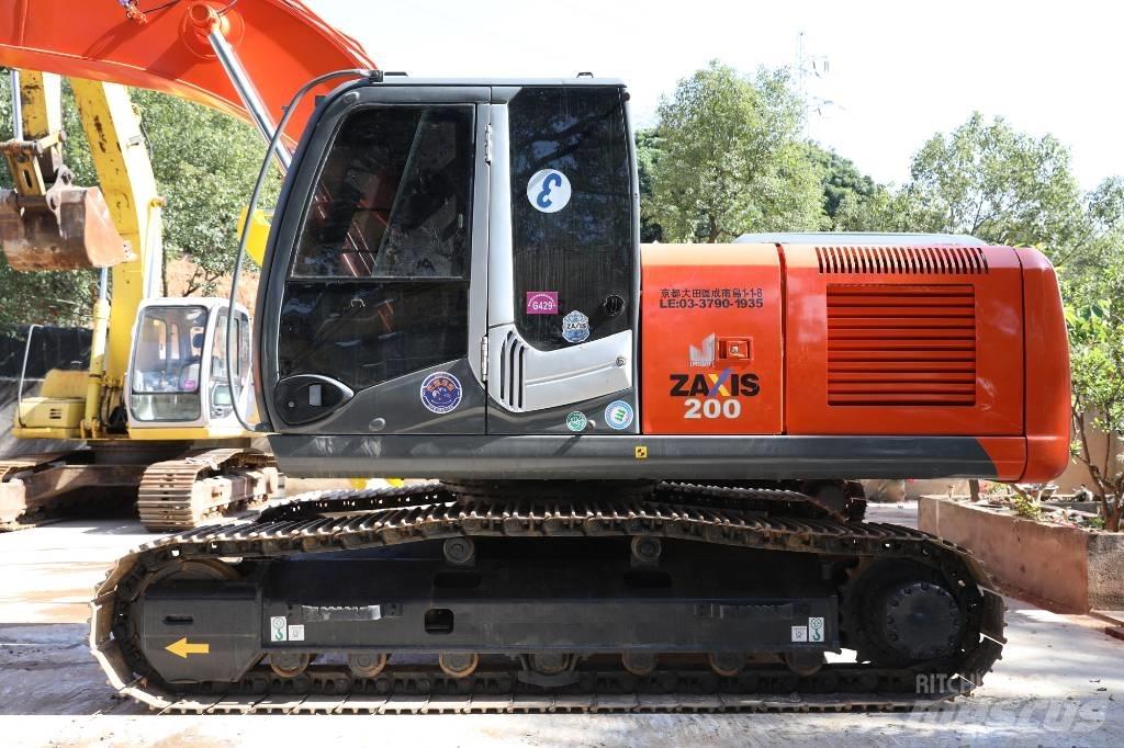 Hitachi ZX 200 LC-6 Escavatori cingolati