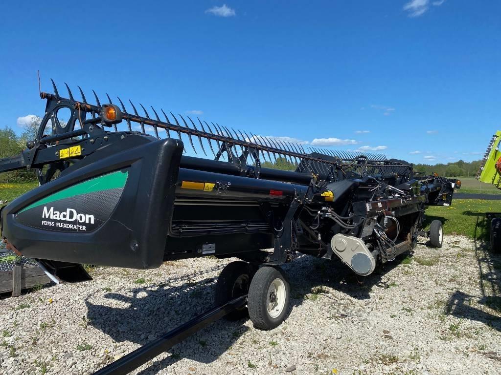 MacDon FD 75 Testate per mietitrebbie