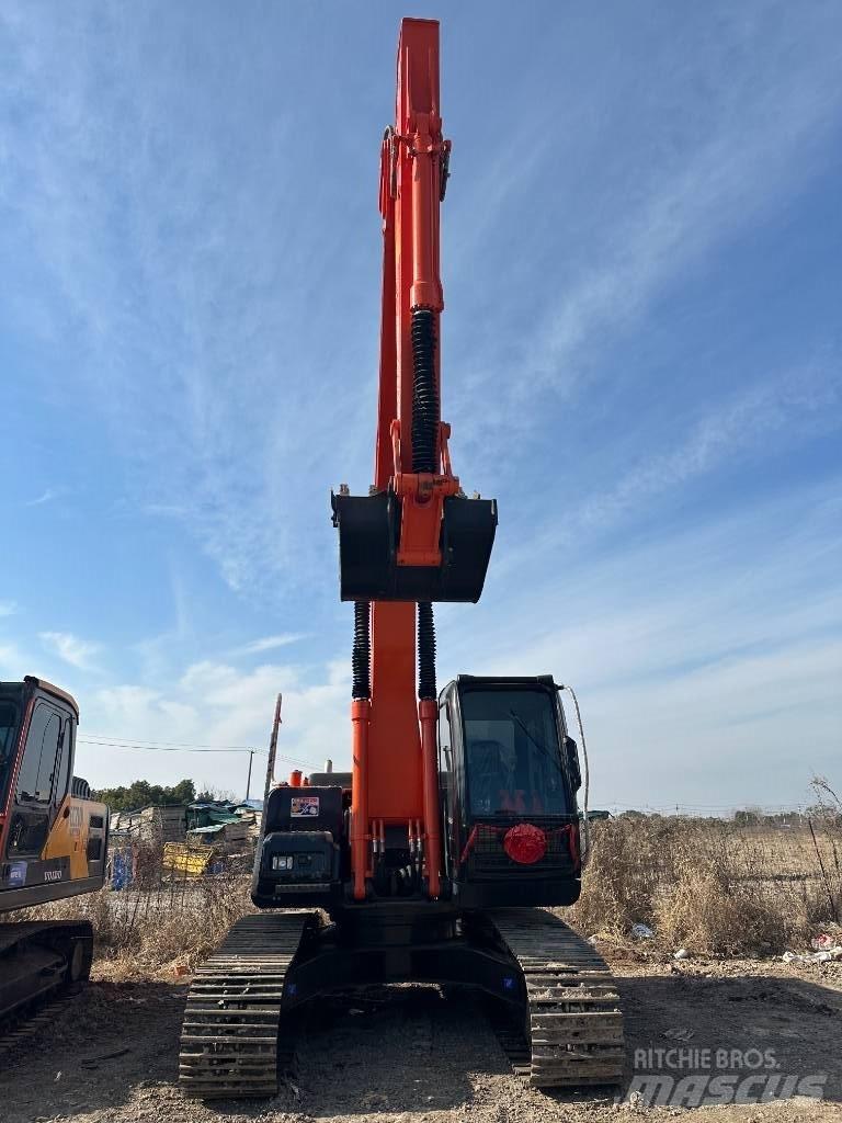 Hitachi ZX 200 Escavatori cingolati