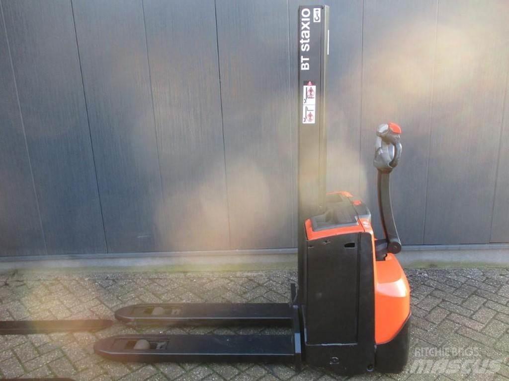 BT SWE 080L Transpallet uomo a terra