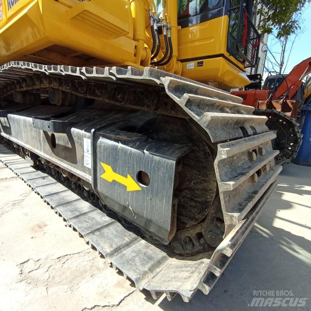 Komatsu PC 200-8N1 Escavatori cingolati