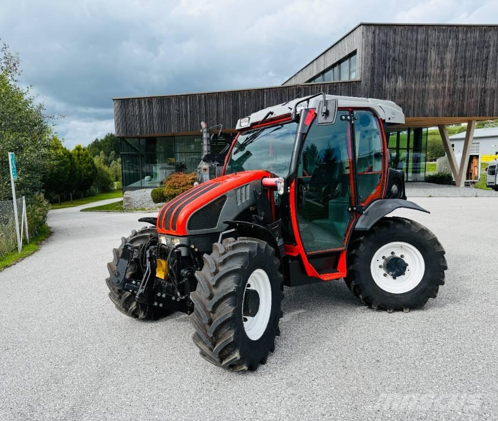 Reform Mounty 100V Trattori