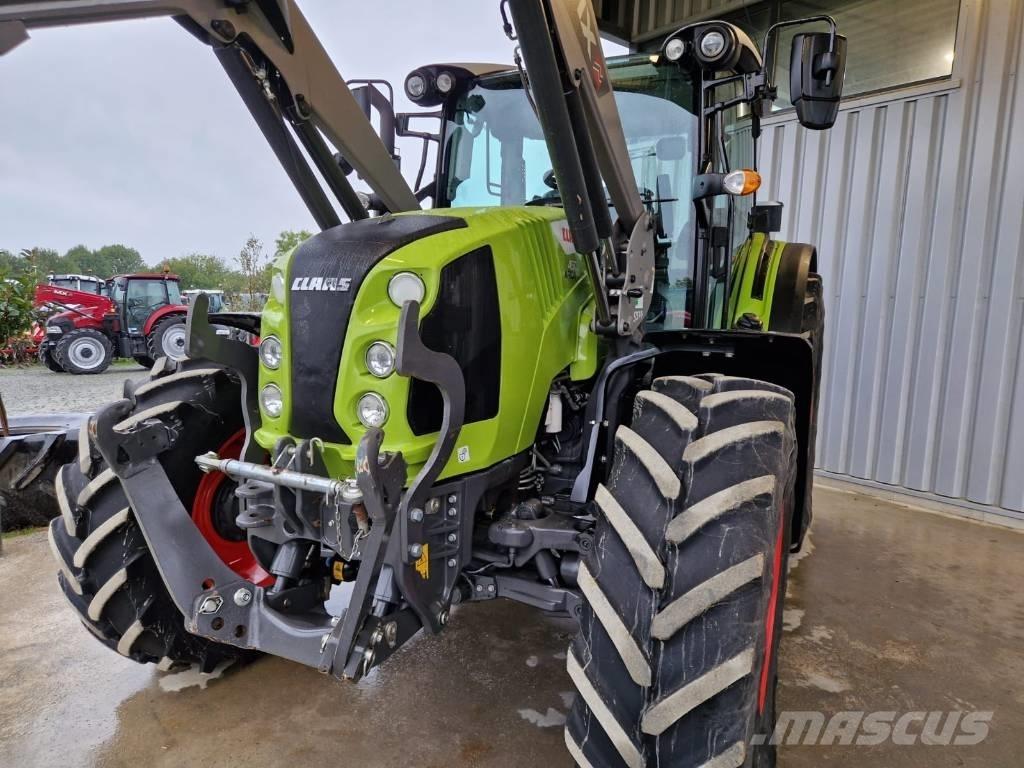 CLAAS Arion 450 Trattori