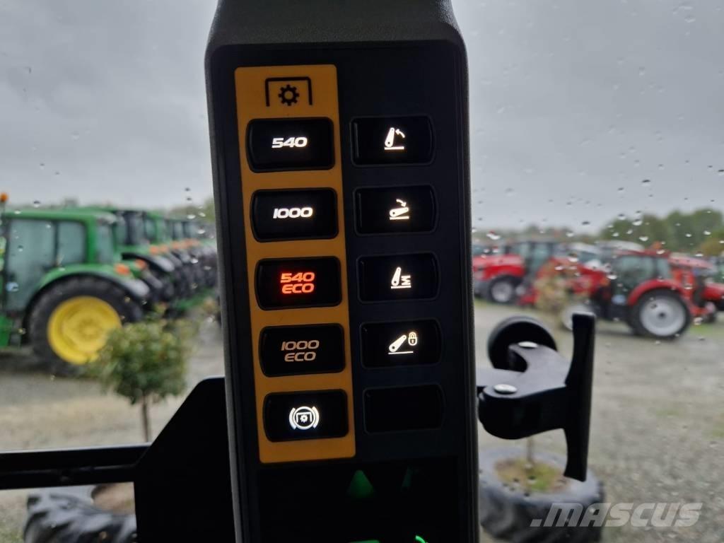 CLAAS Arion 450 Trattori