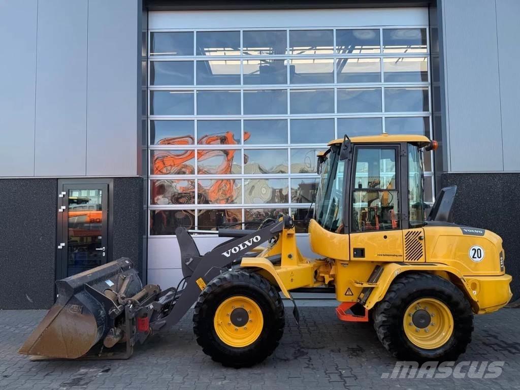Volvo L35G Pale gommate