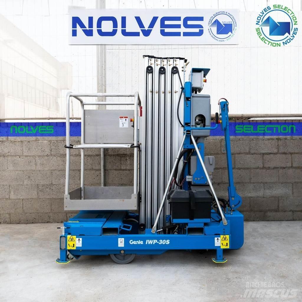 Genie IWP30S Piattaforme cingolate, Piattaforme a ragno e Montacarichi