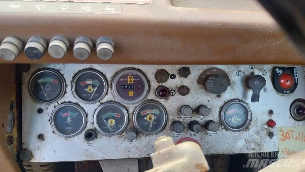 CAT 920 Pale gommate