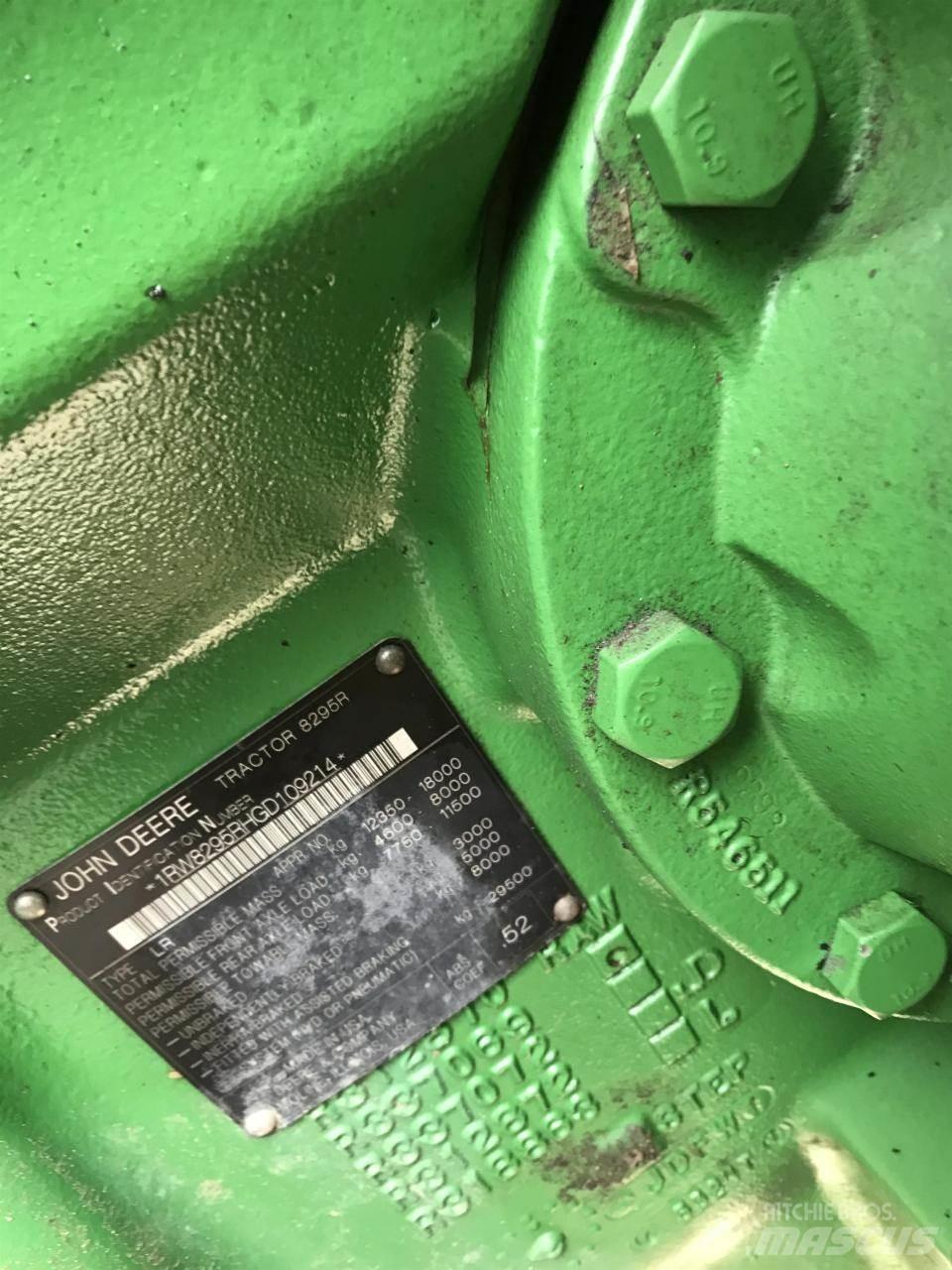 John Deere 8295R Trattori
